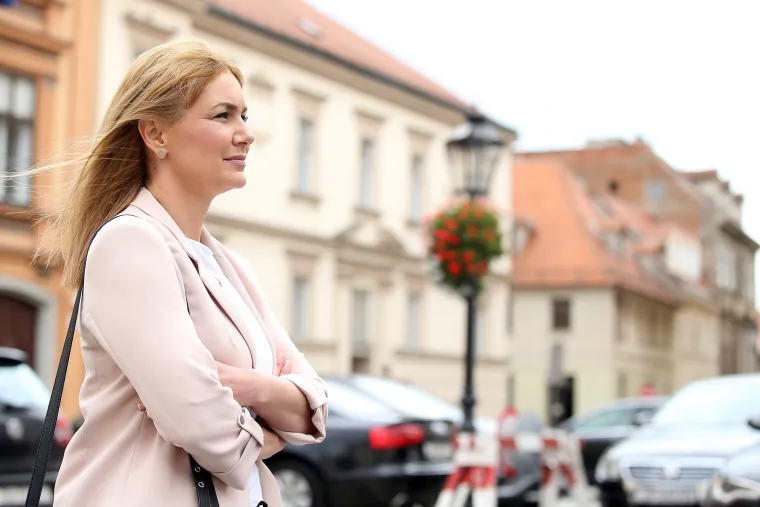 Predsjednici parlamentarnih stranaka dolaze kod premijera na konzultacije