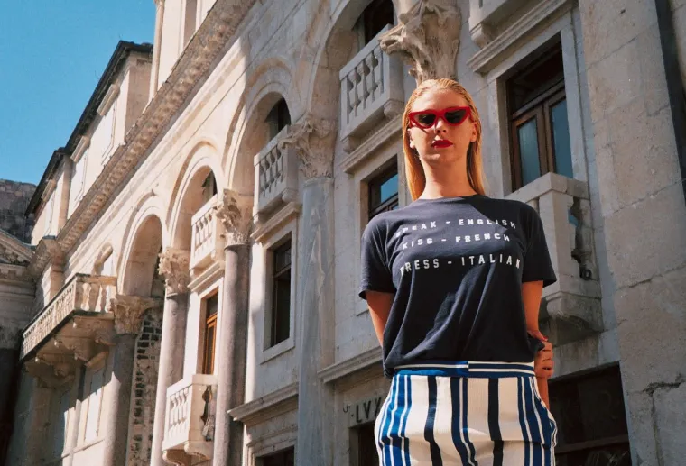 Zalizana kosa, crveni ruž i odjevni klasici: 'Endless summer' komadi koji pokazuju da 80-e nikad ne izlaze iz mode