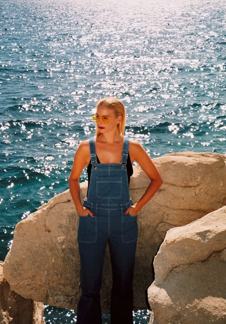 Endless summer priča odlično se uklapa u bon ton adriatic koncept u čijoj se ponudi nalaze kolekcije brendova Zoe Karssen, Maison Labiche, National Standard, Marina Hoermanseder, BLK DNM, Gian Paolo e Marco i drugih.