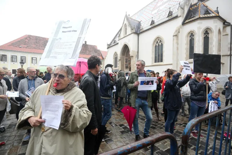 Prosvjed protiv ukidanja emisije 'Hrvatska uživo'