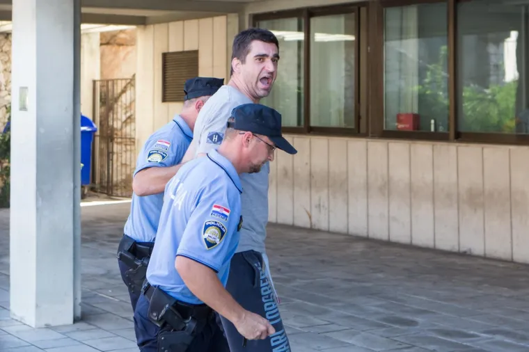 PLJAČKA&Scaron; IZ DUBROVNIKA PLJUVAO NA NOVINARE: Priveden Damir Katanić osumnjičen za pljačku stana