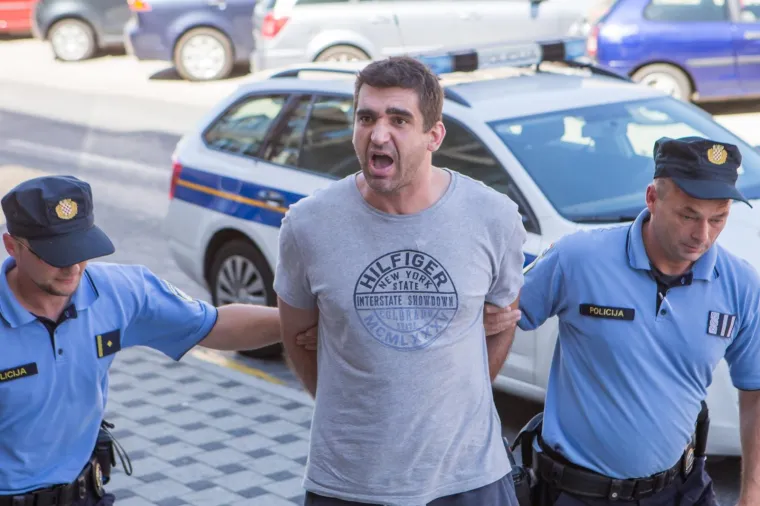 PLJAČKA&Scaron; IZ DUBROVNIKA PLJUVAO NA NOVINARE: Priveden Damir Katanić osumnjičen za pljačku stana