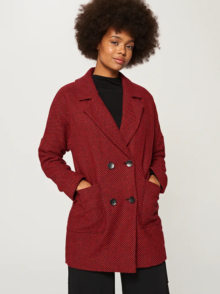 Crveni vuneni kaputić