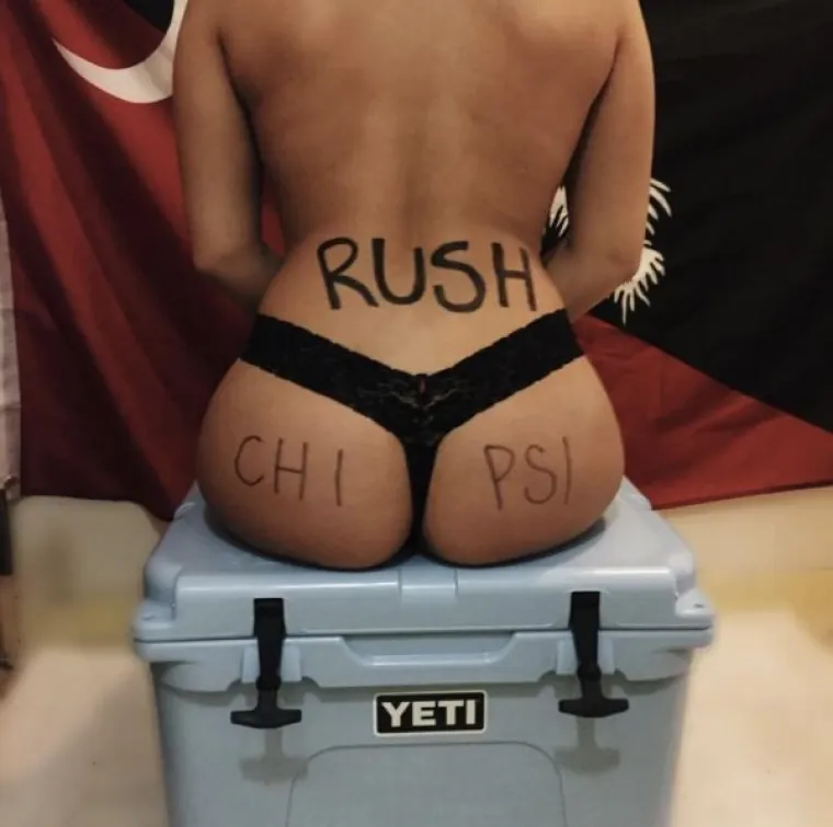 PA NEKA SADA KAŽU DA JE TO MRTAV JEZIK: Skidaju sve sa sebe ako znate grčki alfabet