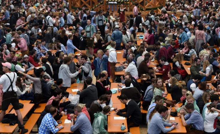 OTVOREN OKTOBERFEST: Očekuje se da će spektakl u Muenchenu posjetiti čak 6 milijuna ljudi