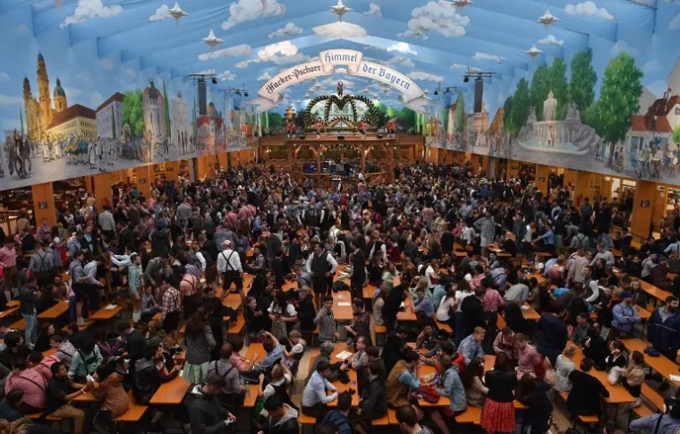 Ovogodišnji Oktoberfest trajat će do 3. listopada, Dana njemačkog jedinstva koji se slavi u spomen na ponovno ujedinjenje Njemačke 1990.
