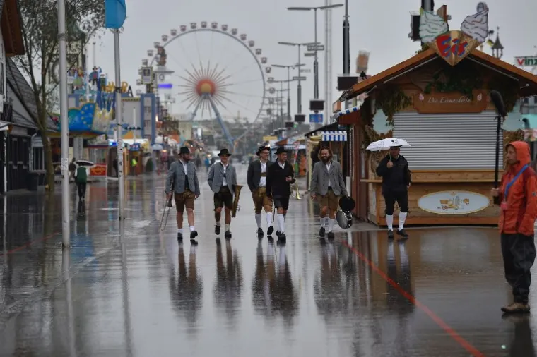 OTVOREN OKTOBERFEST: Očekuje se da će spektakl u Muenchenu posjetiti čak 6 milijuna ljudi