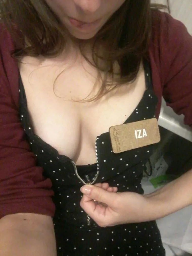 JESU LI I VA&Scaron;E KOLEGICE OVAKVE? Ako jesu, samo recite gdje da po&scaron;aljemo CV, za plaću ćemo lako...