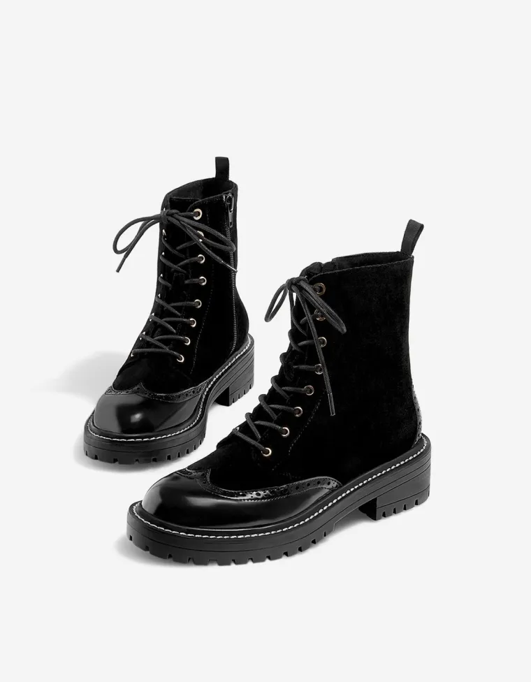 Gležnjače s detaljima od pli&scaron;a, Stradivarius, 349,90 kuna