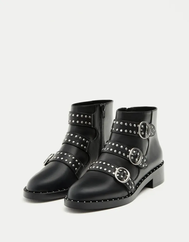 Gležnjače s remenima i zakovicama, Pull&amp;Bear, 349,90 kuna