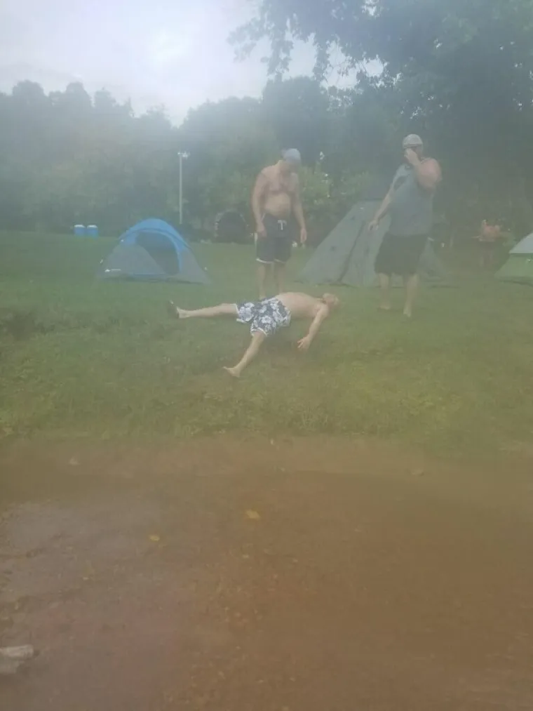 S vremena na vrijeme, svakome se dogodi da popije ča&scaron;icu previ&scaron;e. No ovi su stavili neljudske količine alkohola u sebe.