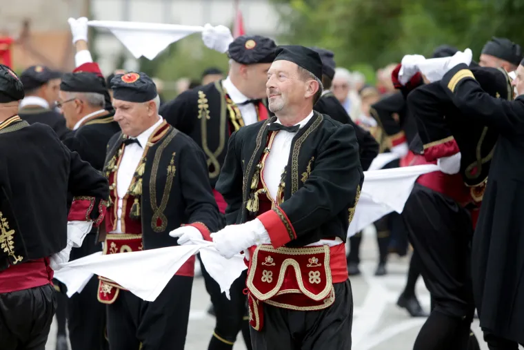 Tijelo svetog Leopolda Mandića izloženo u crkvi Gospe Lurdske u Rijeci