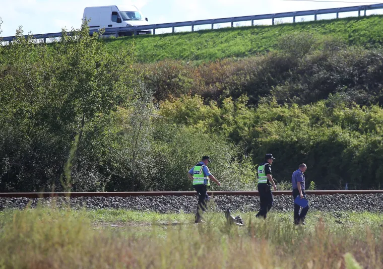 Vrbovec: Vozač i suvozač poginuli pod naletom vlaka na osobni automobil