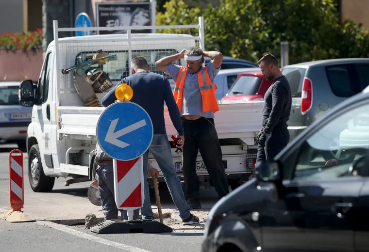 Rupa na Remetinečkoj cesti