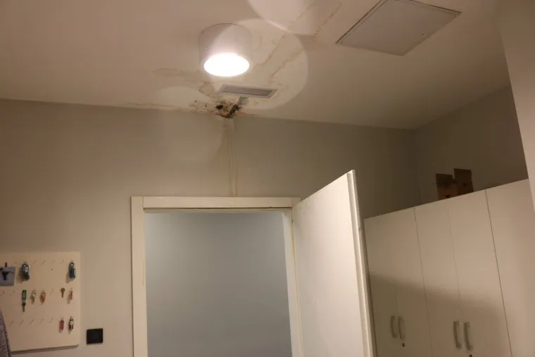 KAOS NA MAKSIMIRU: Pogledajte kako je ki&scaron;a o&scaron;tetila stadion Dinama