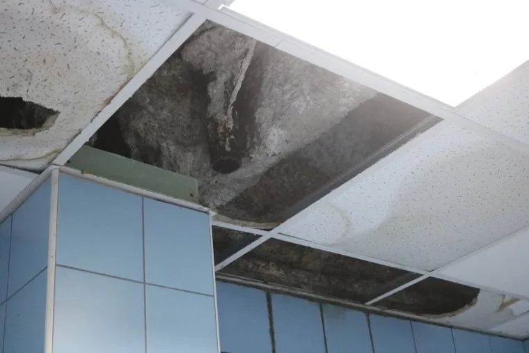 KAOS NA MAKSIMIRU: Pogledajte kako je ki&scaron;a o&scaron;tetila stadion Dinama