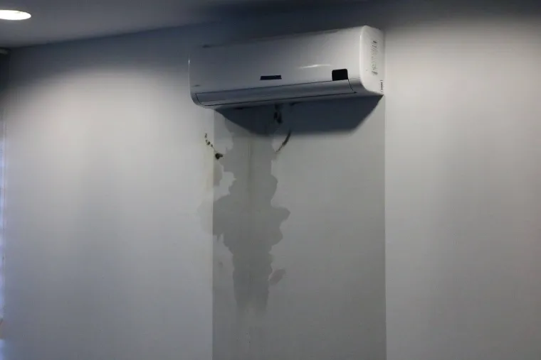 KAOS NA MAKSIMIRU: Pogledajte kako je ki&scaron;a o&scaron;tetila stadion Dinama