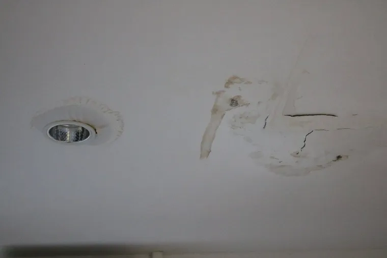 KAOS NA MAKSIMIRU: Pogledajte kako je ki&scaron;a o&scaron;tetila stadion Dinama