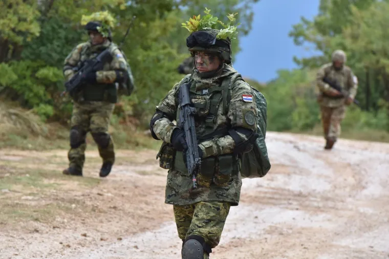 HRVATSKA I BRITANSKA VOJSKA ODRŽALE ZAJEDNIČKU VOJNU VJEŽBU: 'Ovo je jo&scaron; jedan dokaz partnerstva'