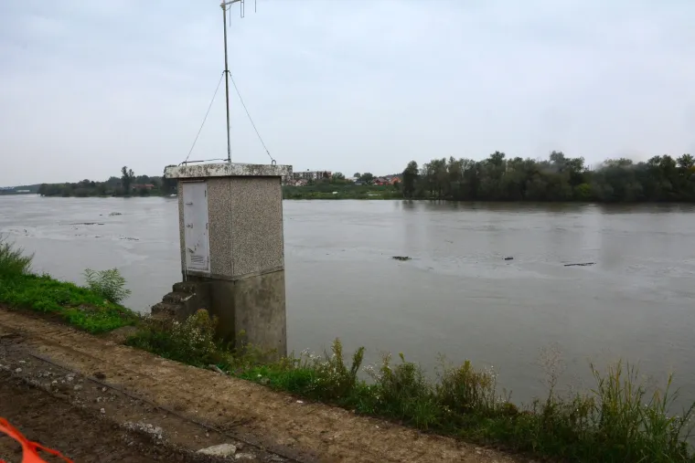 Slavonski Brod: Vodostaj Save u naglom je porastu