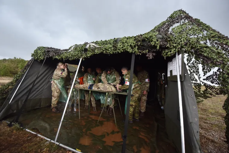 Na Crvenoj zemlji iznad Knina održana vojna vježba 'SAVA STAR 17' Hrvatske i Britanske vojske