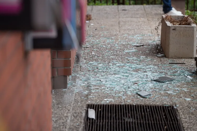 Poku&scaron;aj pljačke u Sesvetskom Kraljevcu: od detonacije eksplozivne naprave popucala stakla na Po&scaron;ti