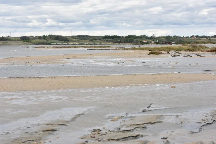 [FOTO] NEVJEROJATNA SNAGA PRIRODE: Pogledajte što je razorna poplava učinila od poznate ninske plaže