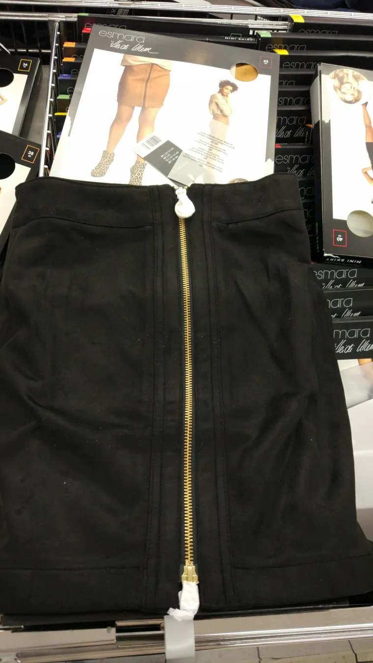 Mini suknja, 88,00 kuna