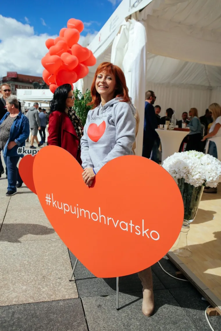 'Kupujmo hrvatsko': ljubav prema domaćem &scaron;iri se centrom Zagreba