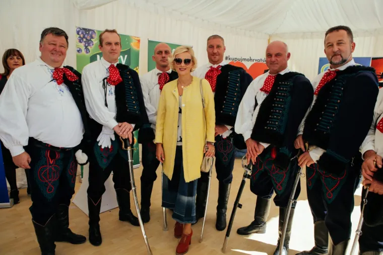 'Kupujmo hrvatsko': ljubav prema domaćem &scaron;iri se centrom Zagreba