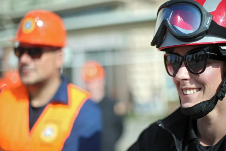 VJEŽBA NA TRGU BANA JELAČIĆA: Civilna za&scaron;tita grada Zagreba pokazala kako izgleda spa&scaron;avanje s visokih zgrada