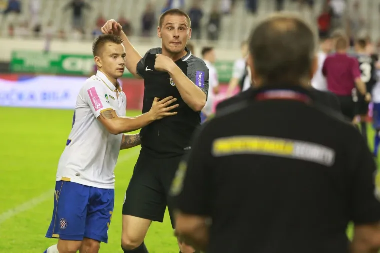 ZAISKRILO NA POLJUDU: Derbi skoro zavr&scaron;io sveopćom tučnjavom