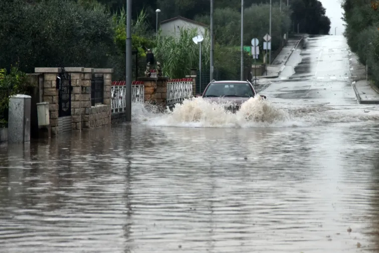Pula: oborinsko nevrijeme zahvatilo jug Istre