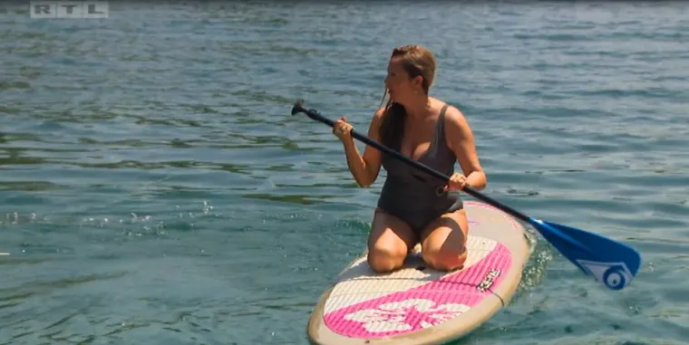 Djevojke su i surfale.