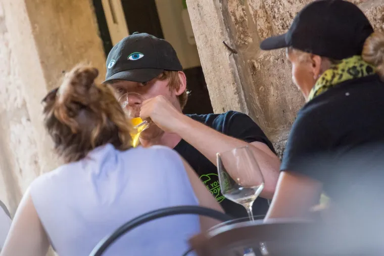ZVIJEZDA 'HARRYJA POTTERA' UŽIVA U DUBROVNIKU: Slavni Ron Weasley pozirao s hrvatskim obožavateljima