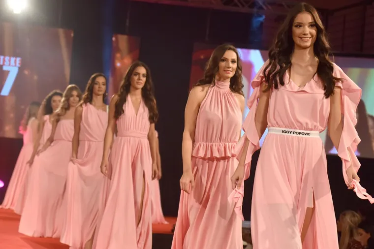 HRVATSKA IMA NOVU MISS: Krunu je ponijela Tea Mlinarić, a ovako su se ljepotice predstavile žiriju