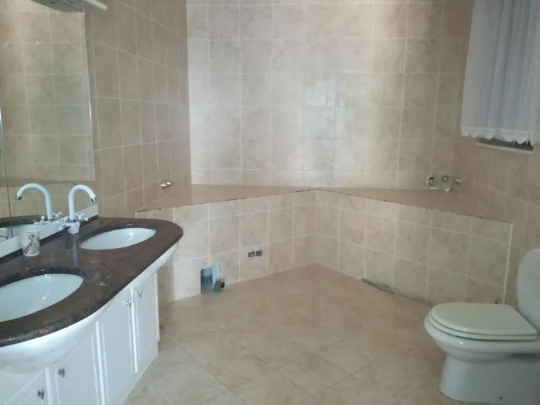 Smokvica i službeno vraćena državi: Todorićeva vila ispražnjena, iz luksuzne kuće 'i&scaron;čupali' čak i jacuzzi