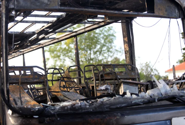 Kod Trbounja se zapalio i izgorio Autotransportov autobus, nema ozlijeđenih