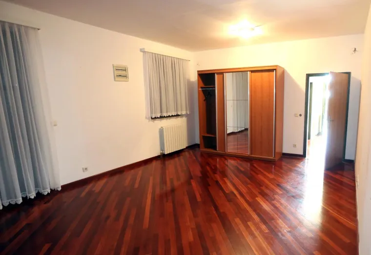 SMOKVICA OPET U RUKAMA DRŽAVE: Pogledajte kako je izgledala ovrha nad Todorićevim otokom