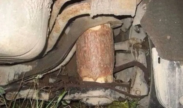 HTJELI U&Scaron;TEDJETI KOD MEHANIČARA PA SAMI 'POPRAVILI' AUTO: Njihovi sumanuti popravci su opasni, ali i urnebesni