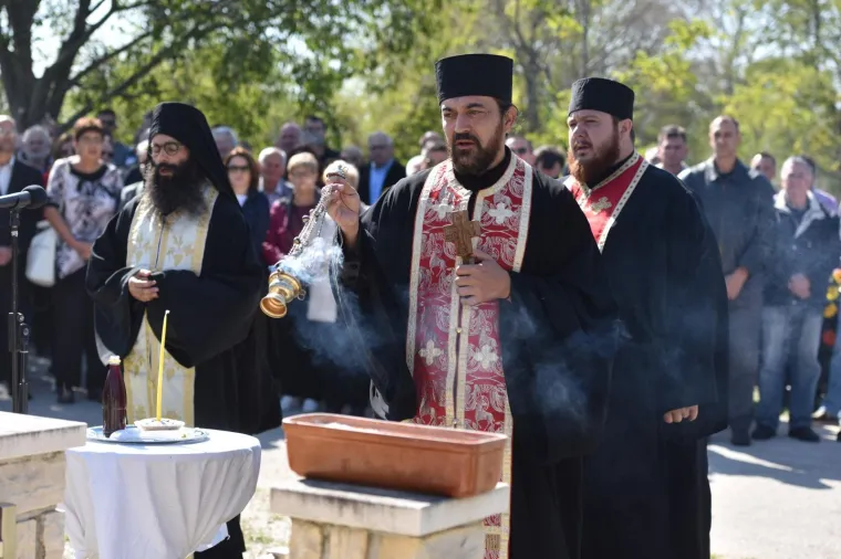 U Varivodama održana komemoracija u spomenna srpske civile ubijene nakon Oluje