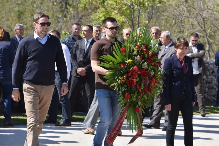 U Varivodama održana komemoracija u spomenna srpske civile ubijene nakon Oluje