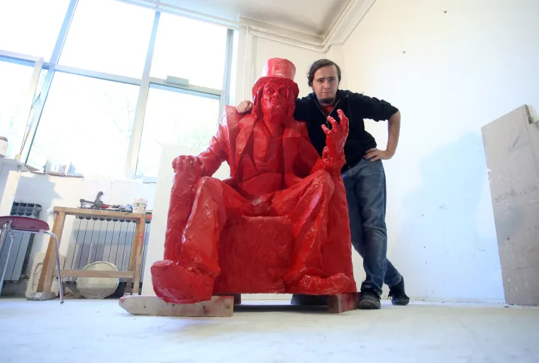 Dino Dvornik će dobiti kip u Hatzovoj ulici