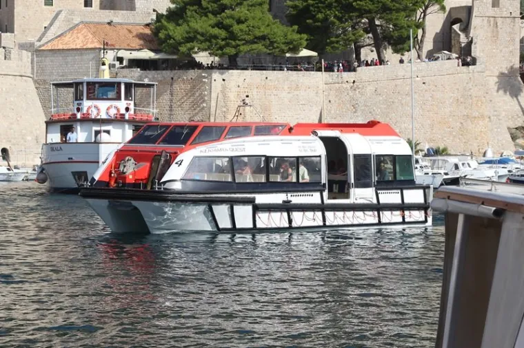U Dubrovnik uplovio prvi seks kruzer: evo &scaron;to gosti rade na brodu, kako se zabavljaju i &scaron;to kažu o svojim iskustvima