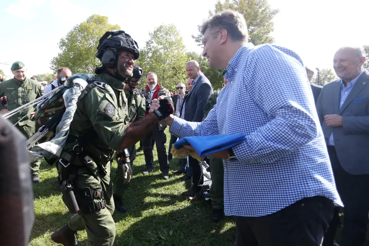 Zagreb: Policija na Jarunu demonstrirala niz aktivnosti
