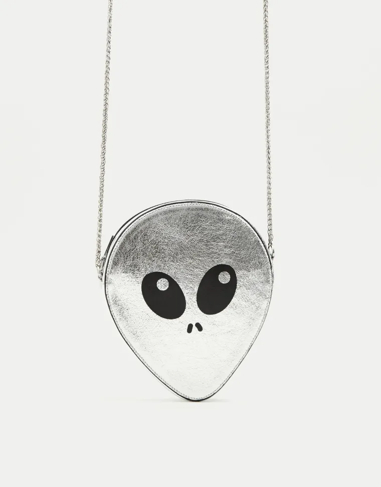 Srebrna 'Alien' mini torba, Pull&amp;Bear, 99,90 kuna