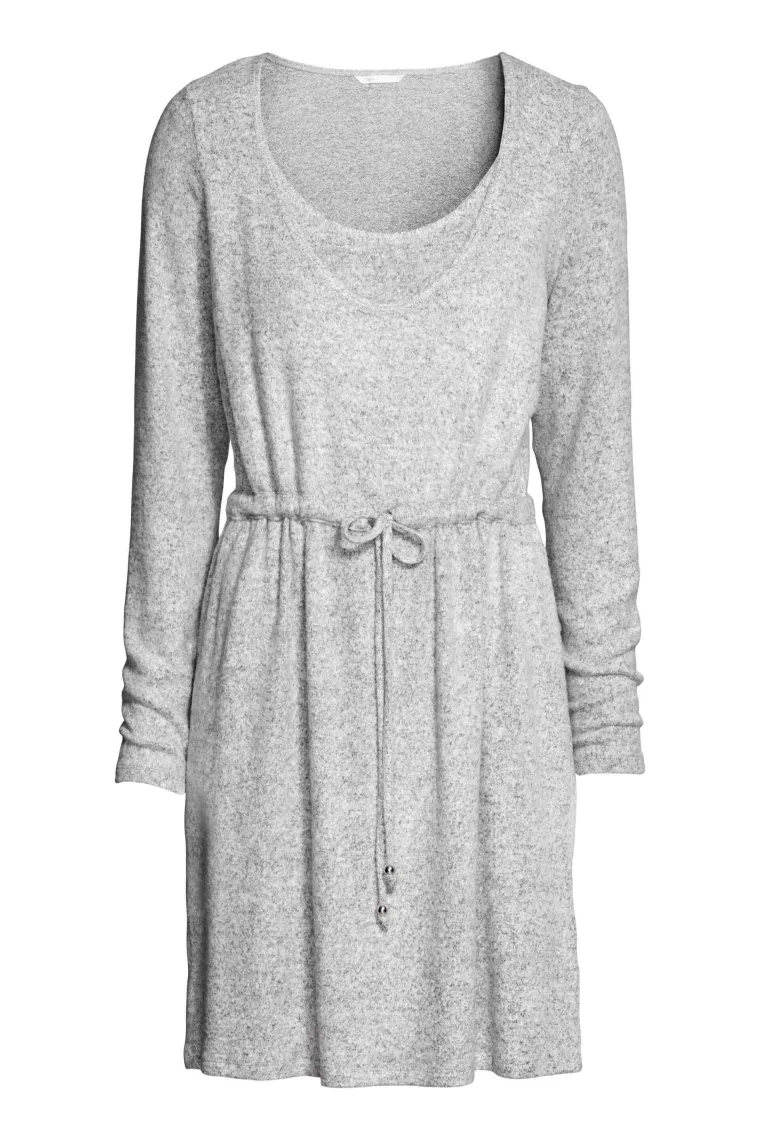H&amp;M, 222,47 kuna