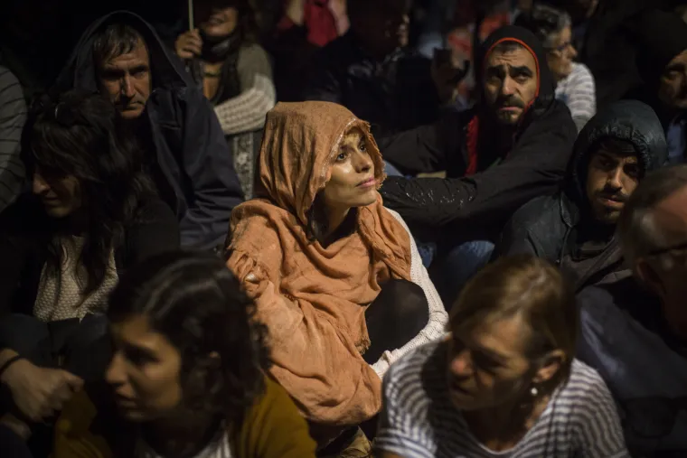 Referendum u Kataloniji kroz veliku fotogaleriju: bilo je i krvi, i suza, i slavlja - broj ozlijeđenih popeo se na 844
