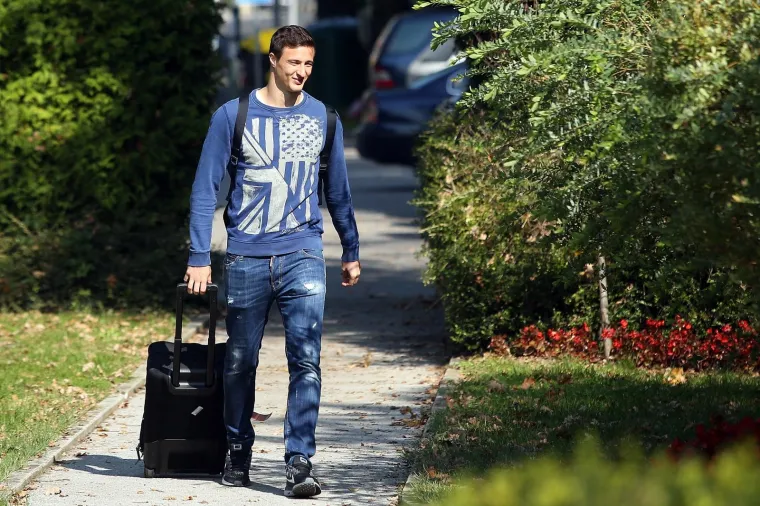 VATRENI U ZAGREBU: Stigli Kramarić, Brozović i dru&scaron;tvo, pogledajte prve fotografije s okupljanja