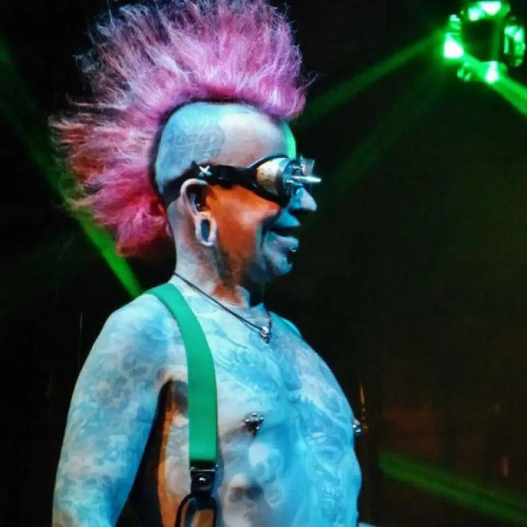 MODIFICIRALI SE DO NEPREPOZNATLJIVOSTI: Izgledaju kao da su do&scaron;li s drugog planeta ili iz hororca